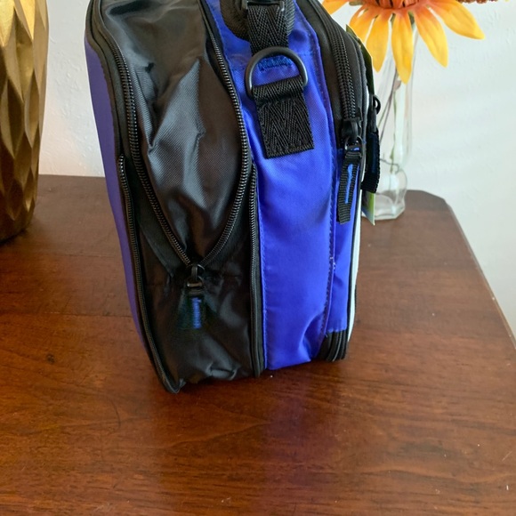 NWT Arctic Zone Insulated &Expandable Lunchbox - Picture 5 of 7